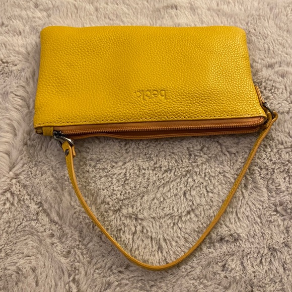 beck. bag Mustard Yellow Leather Wristlet. Good Condition. NYJL Charity Ball VIP - Picture 4 of 5